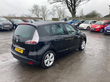 Used Renault Scenic 2012 for sale - 77802850: Photo