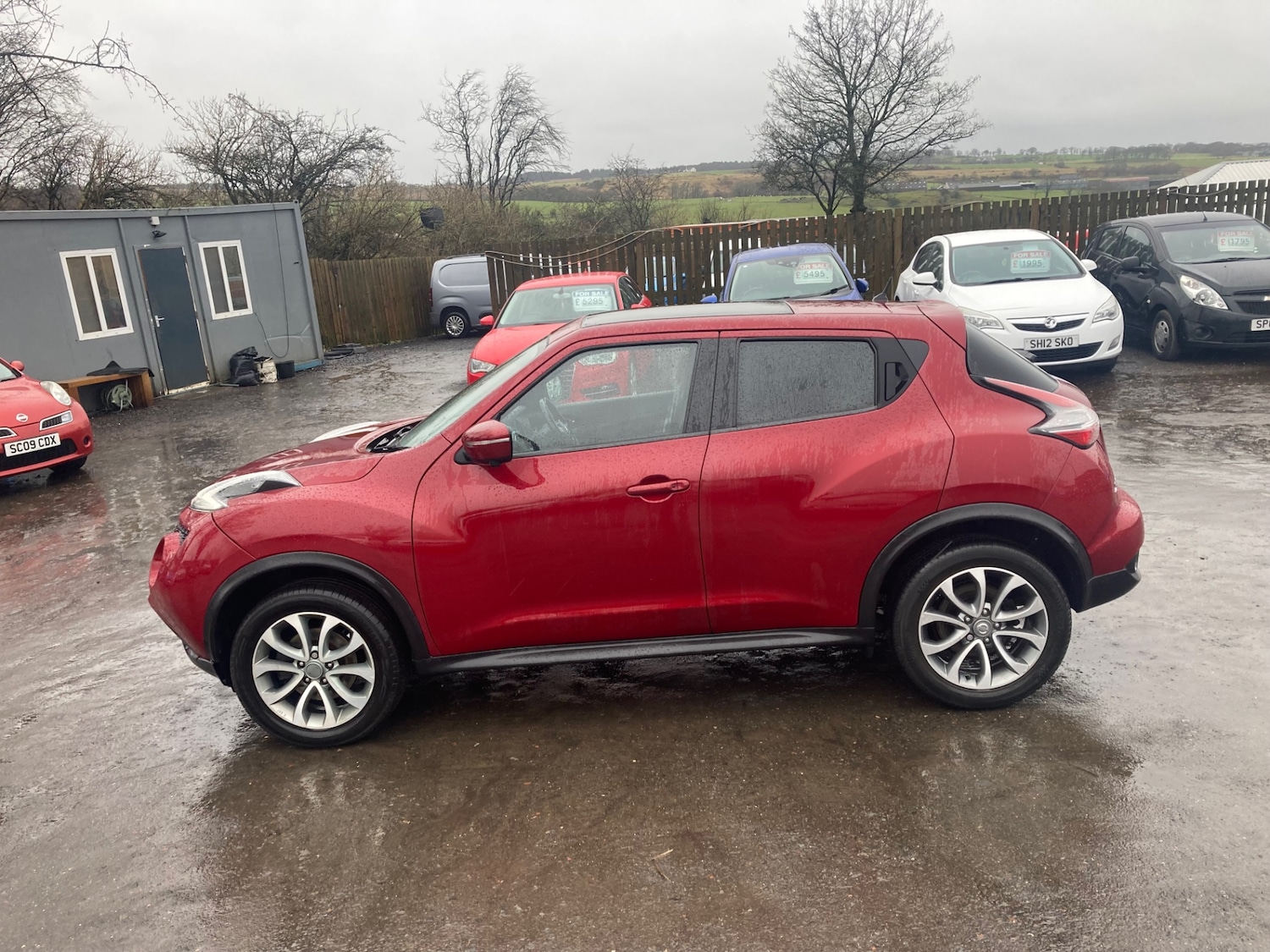Used Nissan Juke 2017 for sale - 77342551: Photo 2