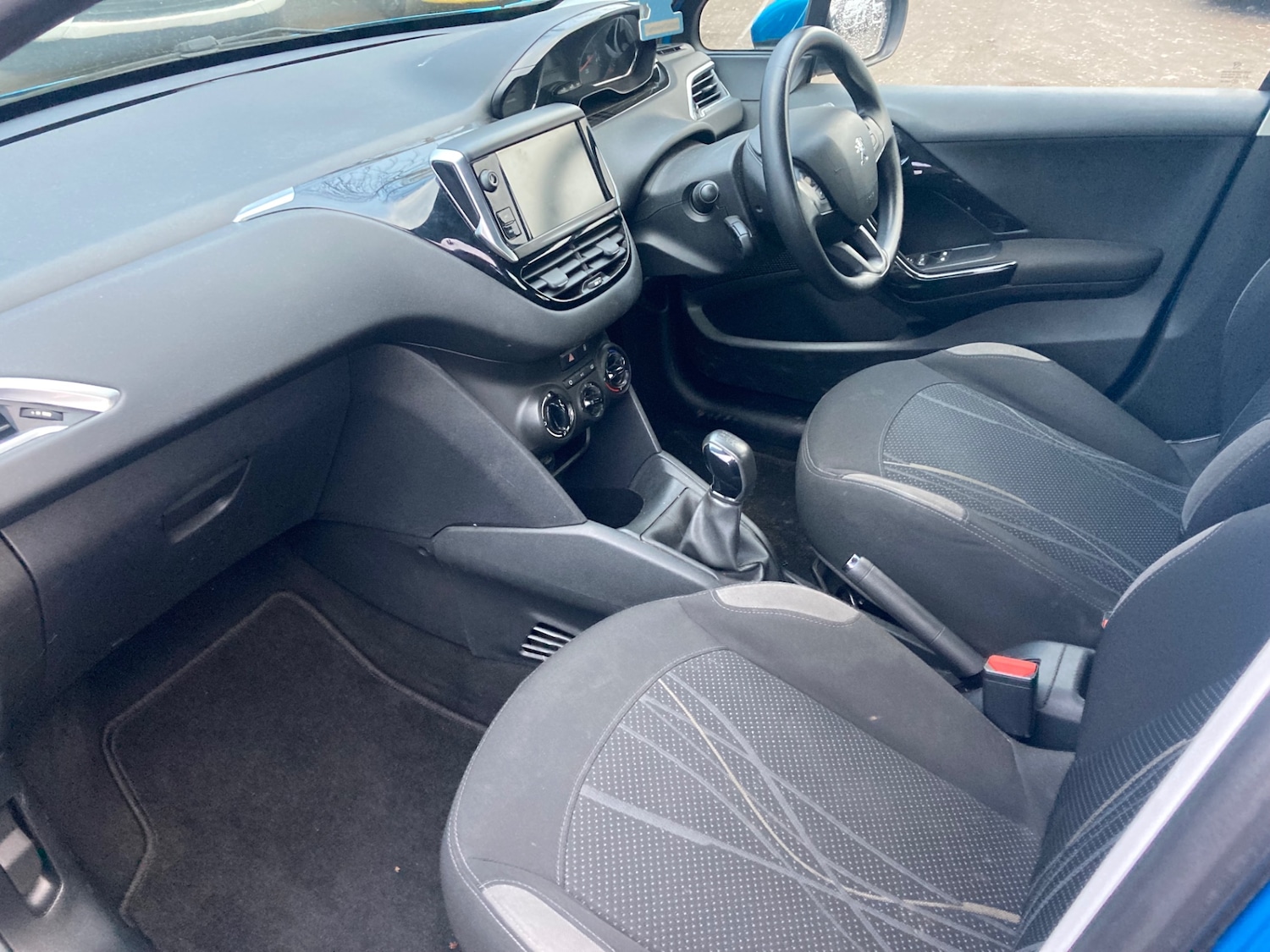 Used Peugeot 208 2013 for sale - 77802684: Photo 7