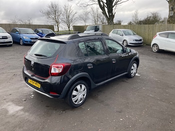 Used Dacia Sandero Stepway 2014 for sale - 77460970: Photo