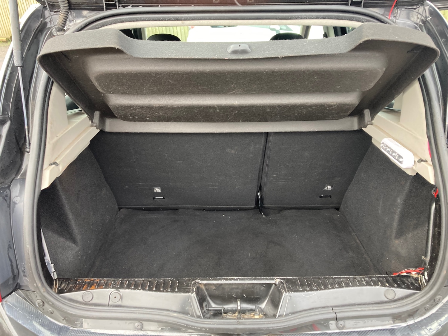 Used Dacia Sandero Stepway 2014 for sale - 77460970: Photo 9