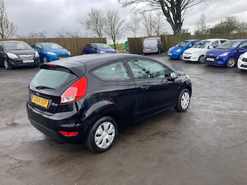 Used Ford Fiesta 2014 for sale - 77533614: Photo