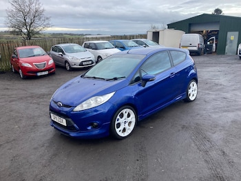 Used Ford Fiesta 2011 for sale - 76769104: Photo