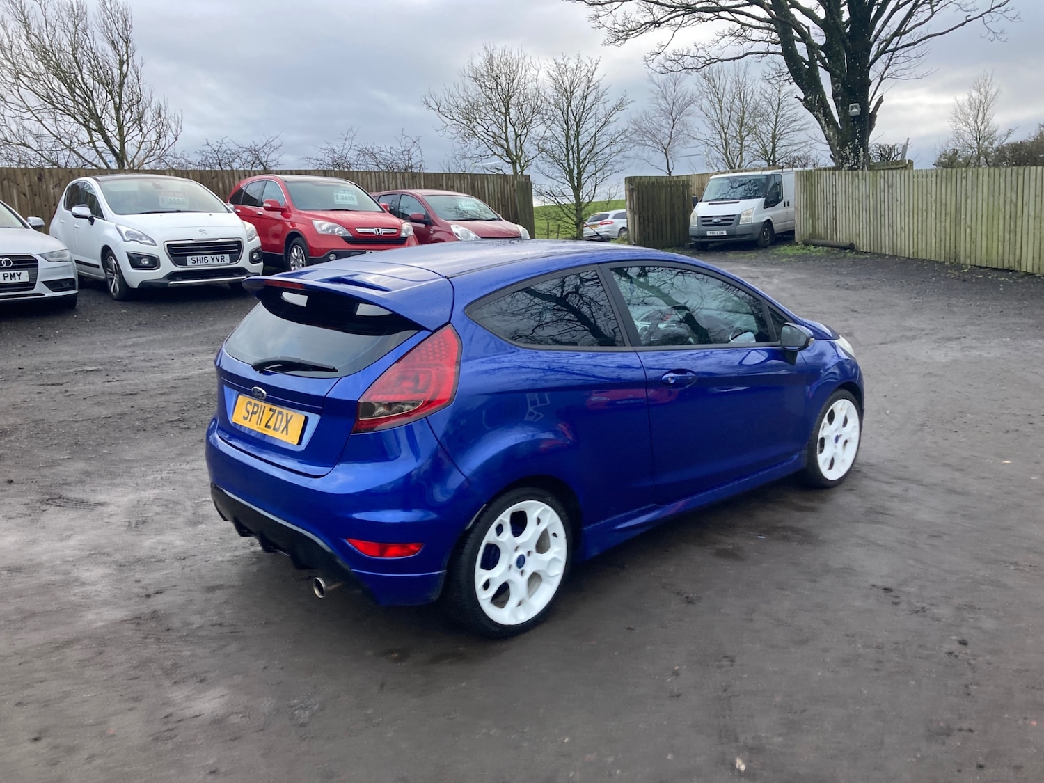 Used Ford Fiesta 2011 for sale - 76769104: Photo 4