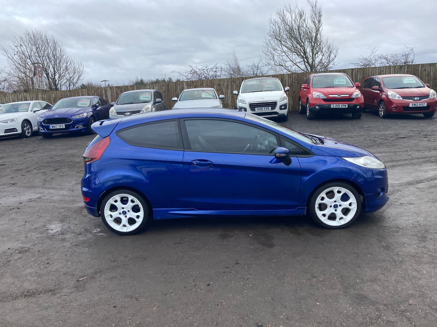 Used Ford Fiesta 2011 for sale - 76769104: Photo 6