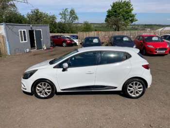 Used Renault Clio 2016 for sale - 74900766: Photo