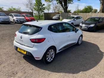 Used Renault Clio 2016 for sale - 74900766: Photo