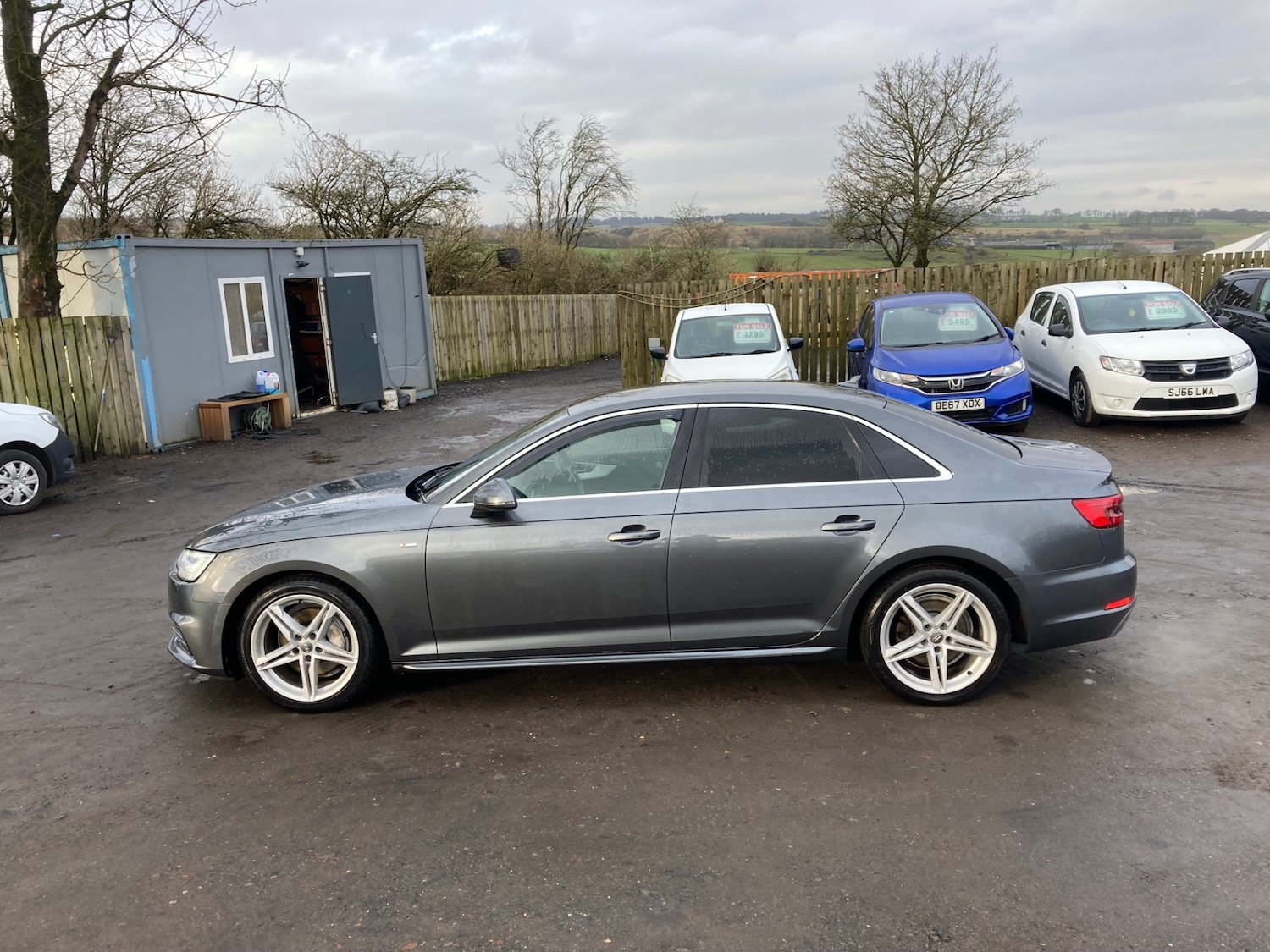 Used Audi A4 2017 for sale - 77494928: Photo 2
