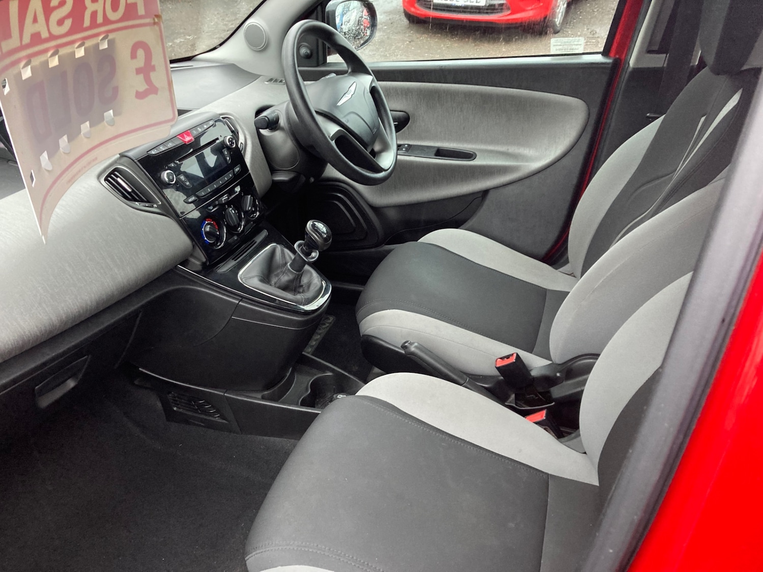 Used Chrysler Ypsilon 2013 for sale - 76736525: Photo 7