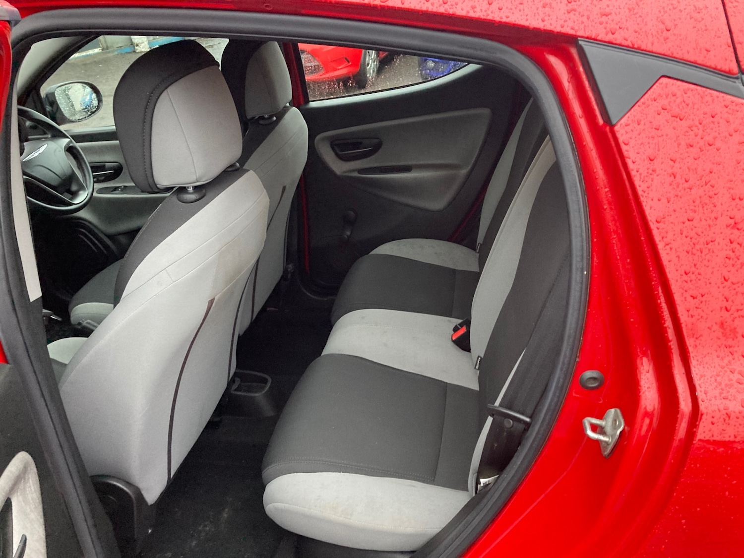 Used Chrysler Ypsilon 2013 for sale - 76736525: Photo 8