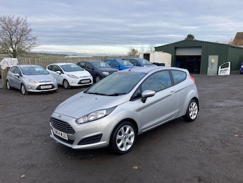 Used Ford Fiesta 2015 for sale - 76506038: Photo