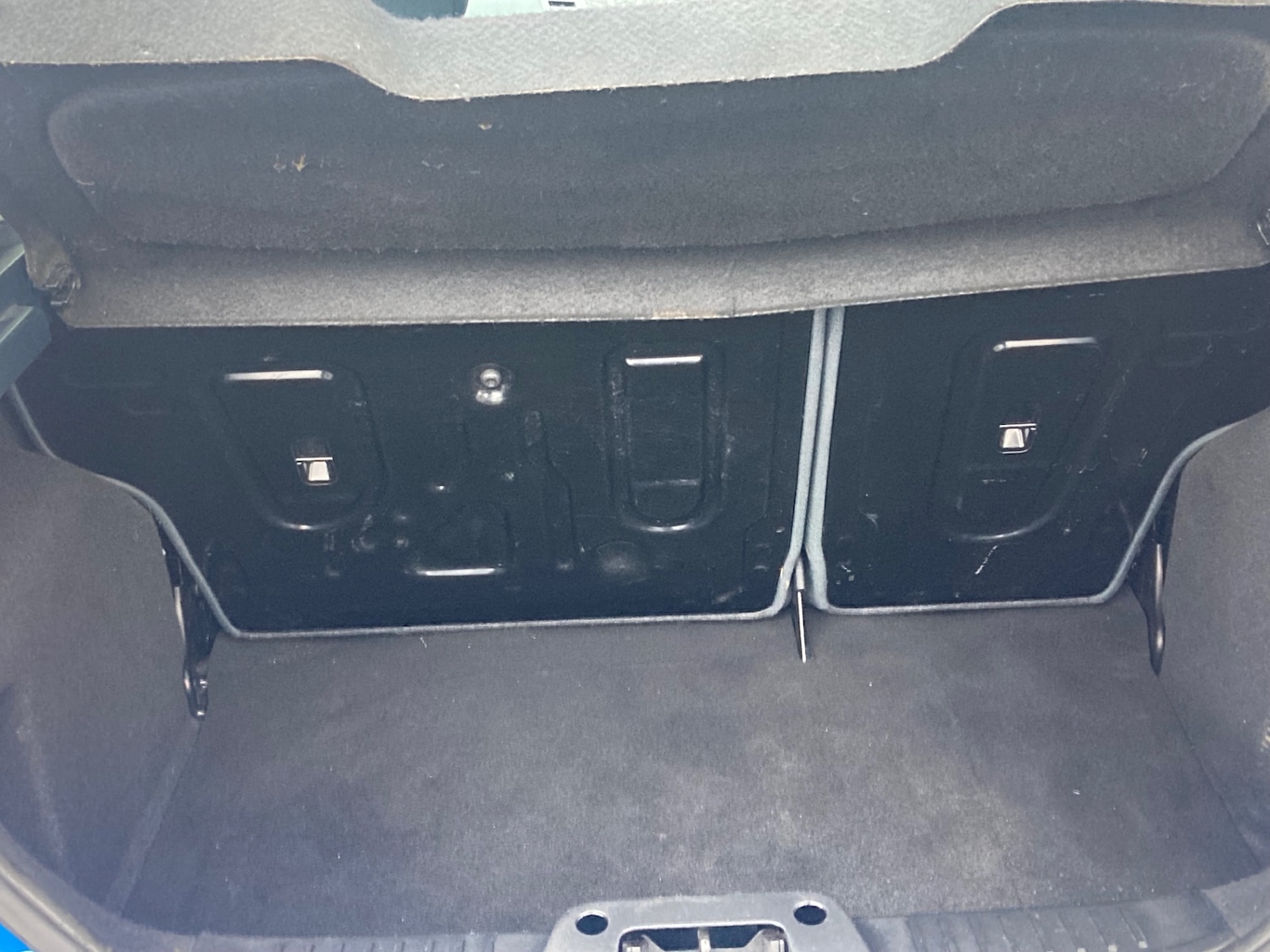 Used Ford Fiesta 2010 for sale - 77465979: Photo 9