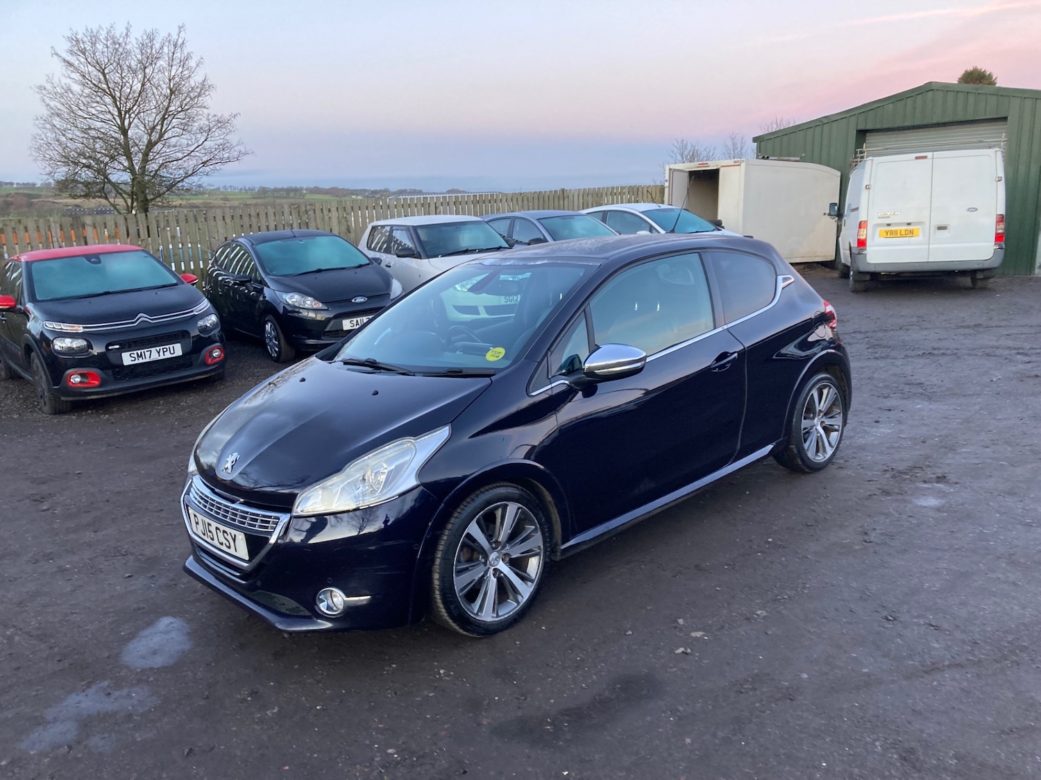 Used Peugeot 208 2015 for sale - 76924176: Photo 1