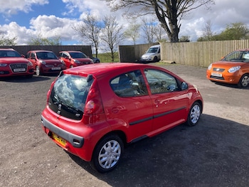 Used Peugeot 107 2008 for sale - 78304940: Photo