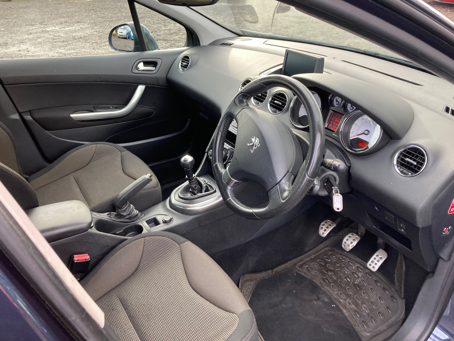 Used Peugeot 308 2013 for sale - 76412682: Photo 7