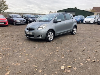 Toyota - Yaris