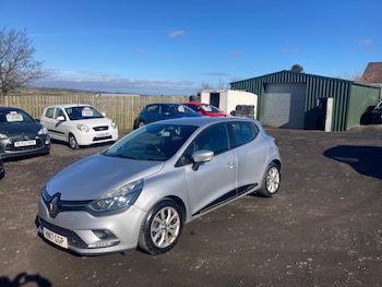 Used Renault Clio 2017 for sale - 77793022: Photo