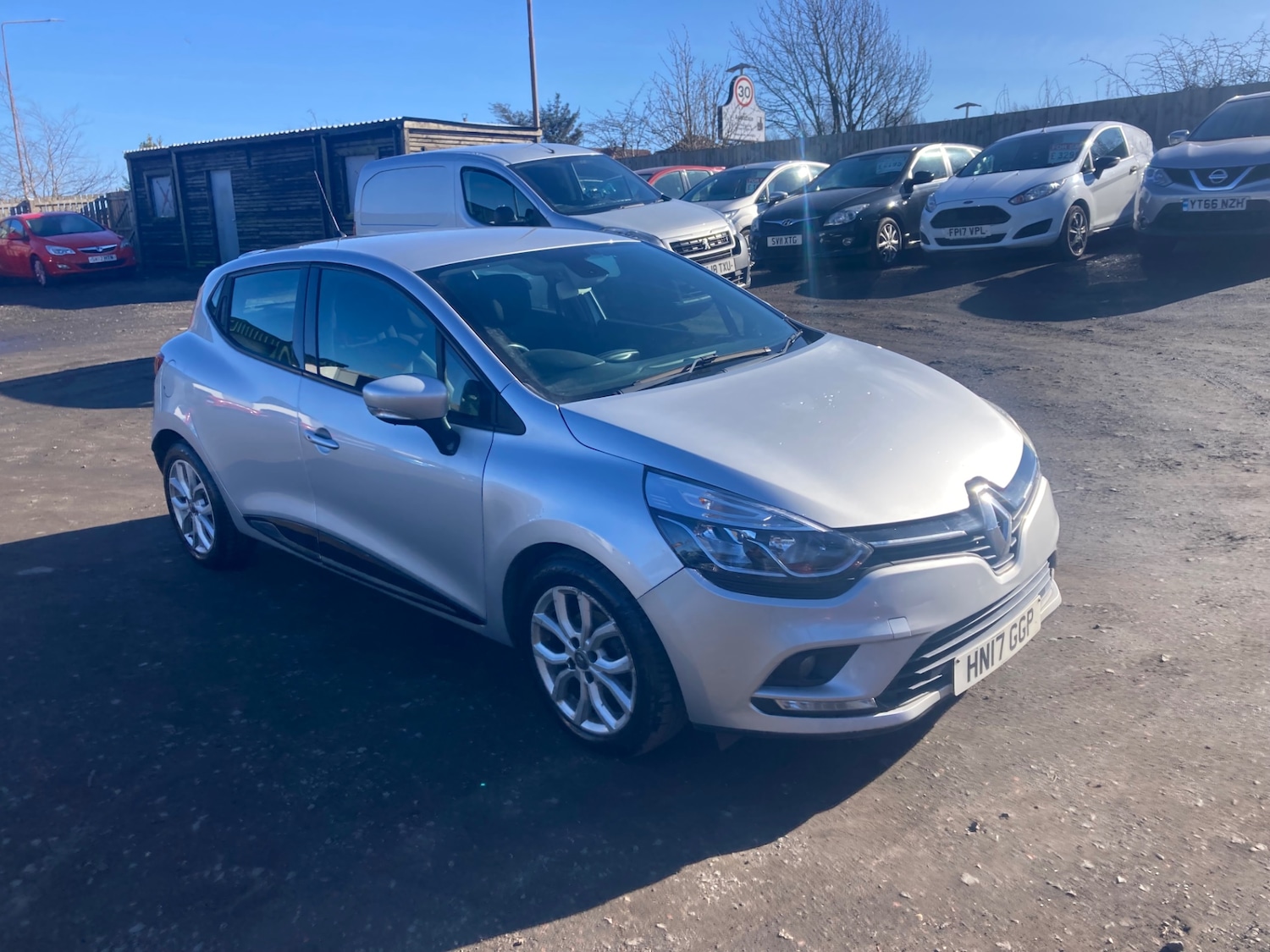 Used Renault Clio 2017 for sale - 77793022: Photo 5