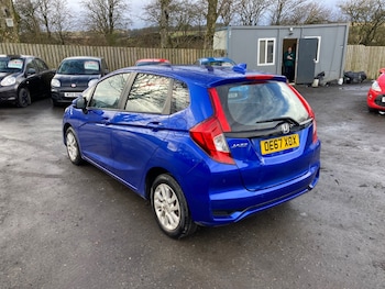 Used Honda Jazz 2018 for sale - 77998441: Photo