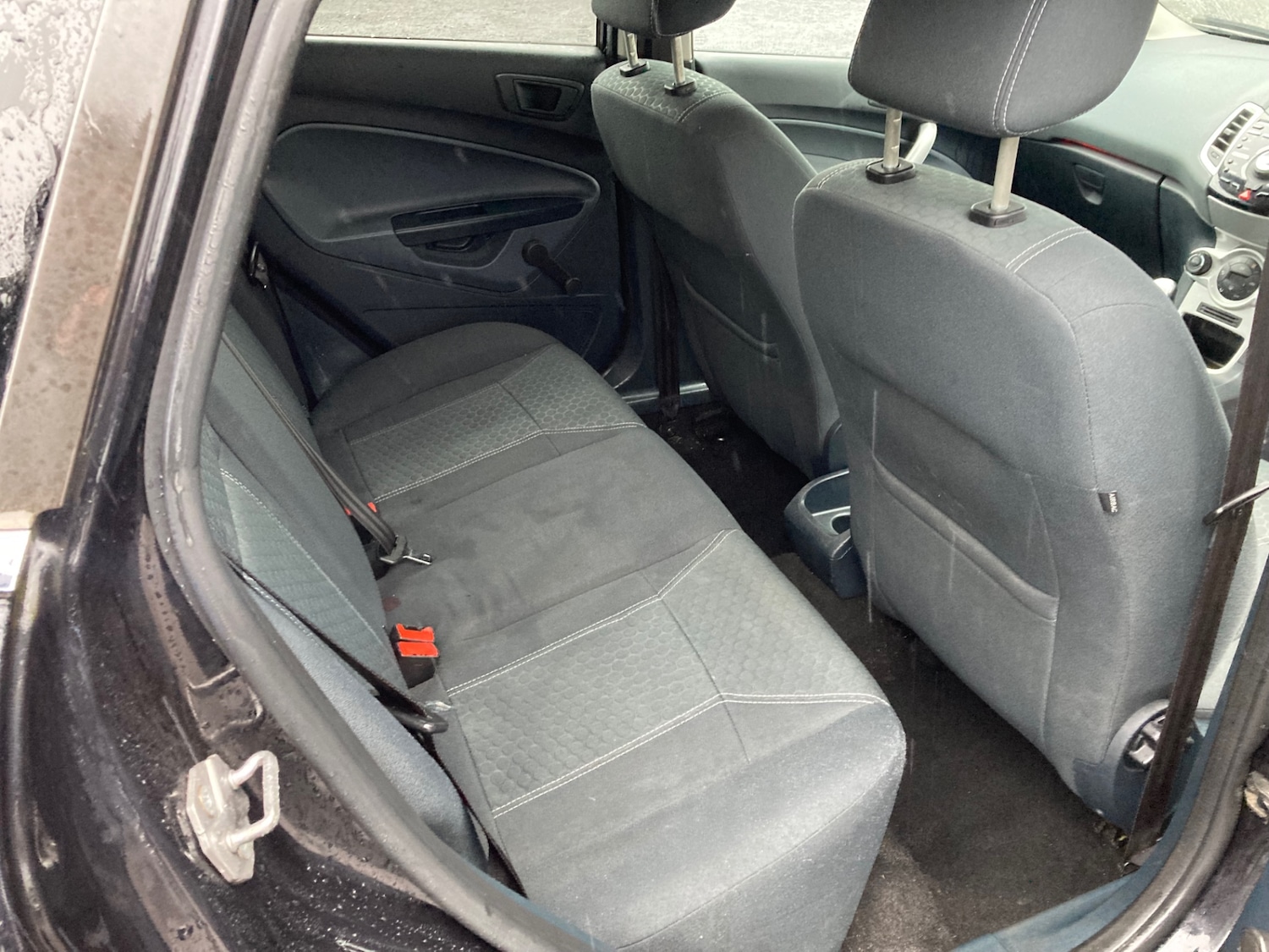 Used Ford Fiesta 2011 for sale - 76477194: Photo 8