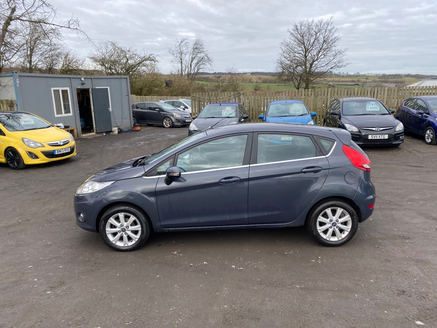 Used Ford Fiesta 2011 for sale - 77703228: Photo 2