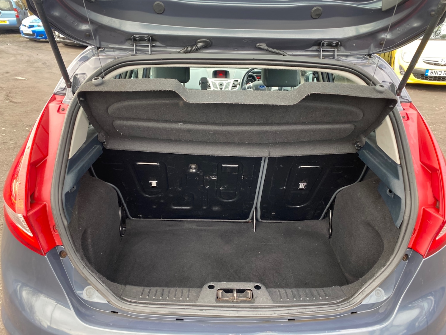 Used Ford Fiesta 2011 for sale - 77703228: Photo 9