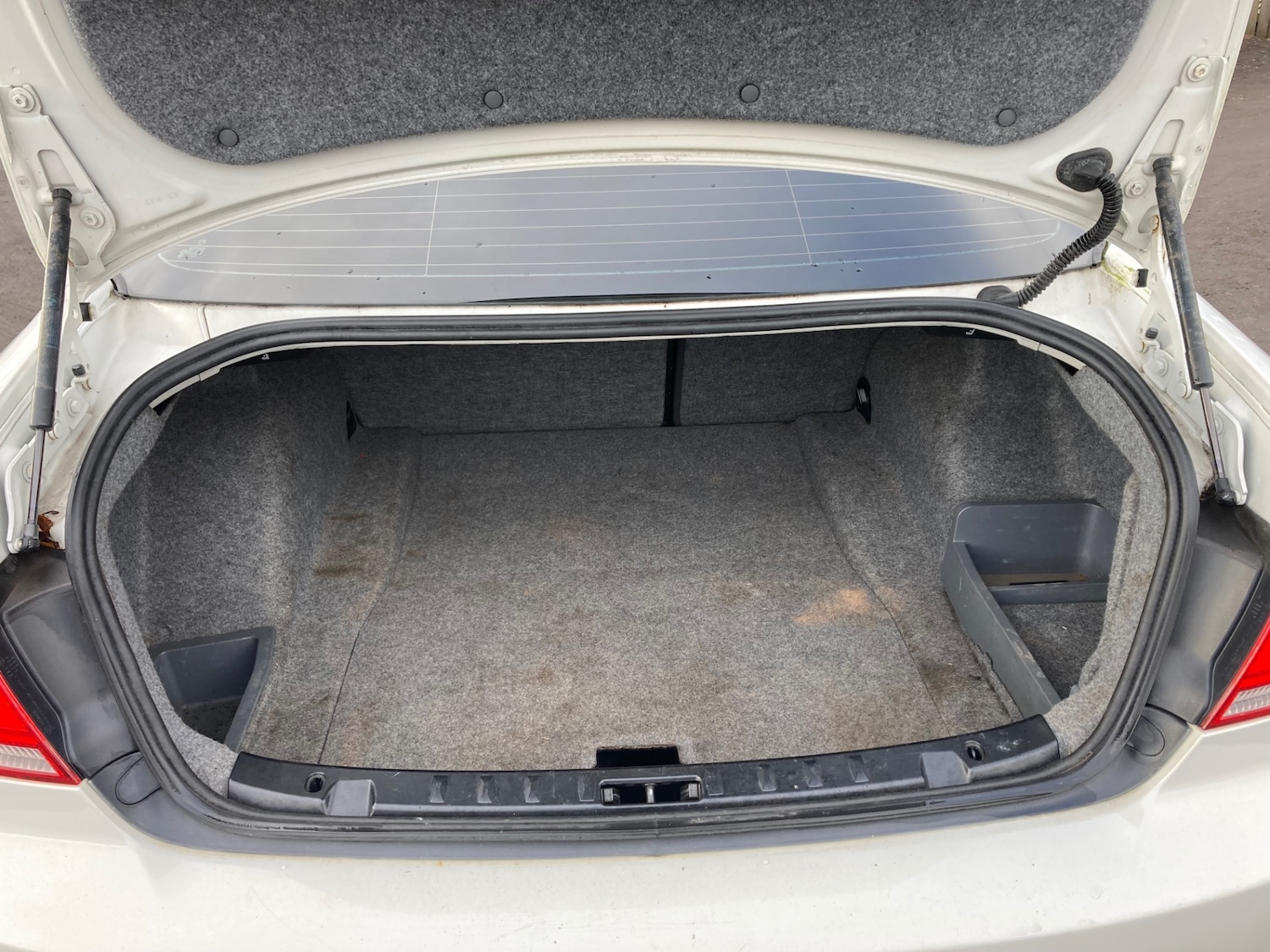 Used BMW 3 Series 2009 for sale - 77272414: Photo 9