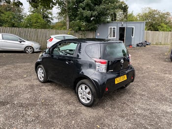 Used Toyota IQ 2010 for sale - 79865585: Photo