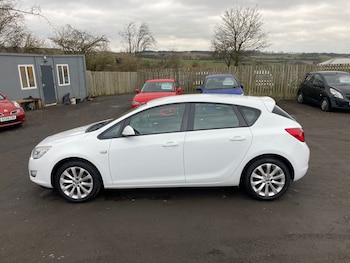 Used Vauxhall Astra 2012 for sale - 77326412: Photo