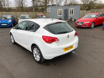 Used Vauxhall Astra 2012 for sale - 77326412: Photo