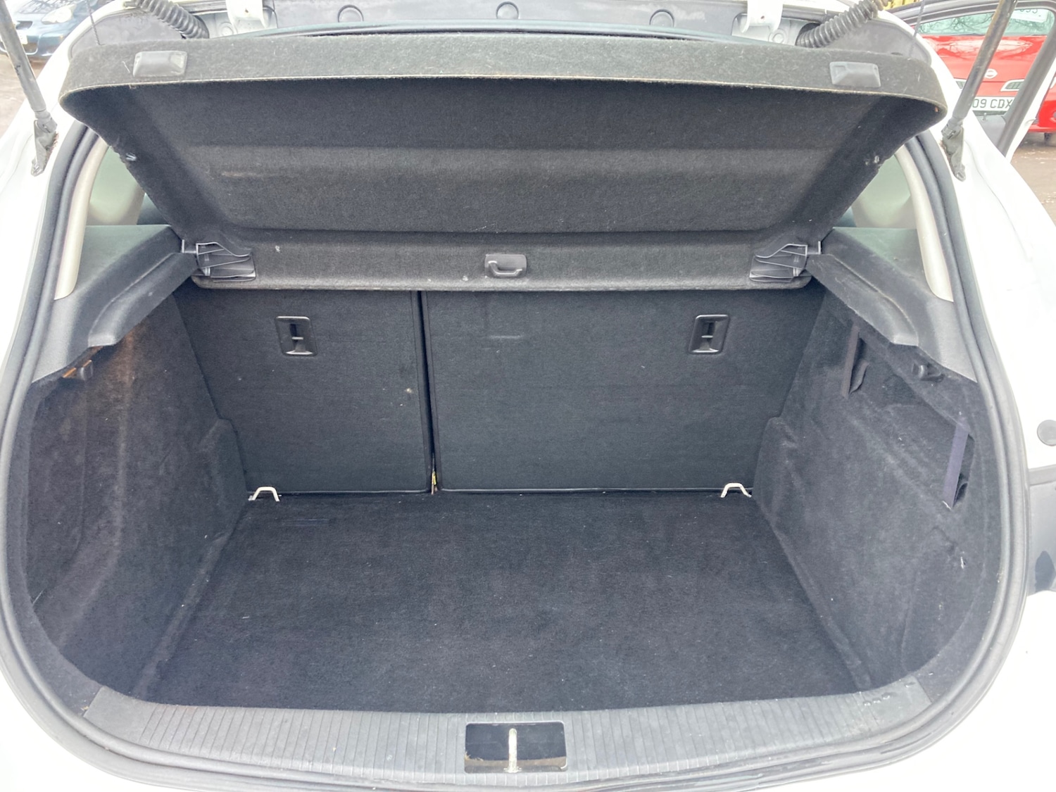 Used Vauxhall Astra 2012 for sale - 77326412: Photo 8