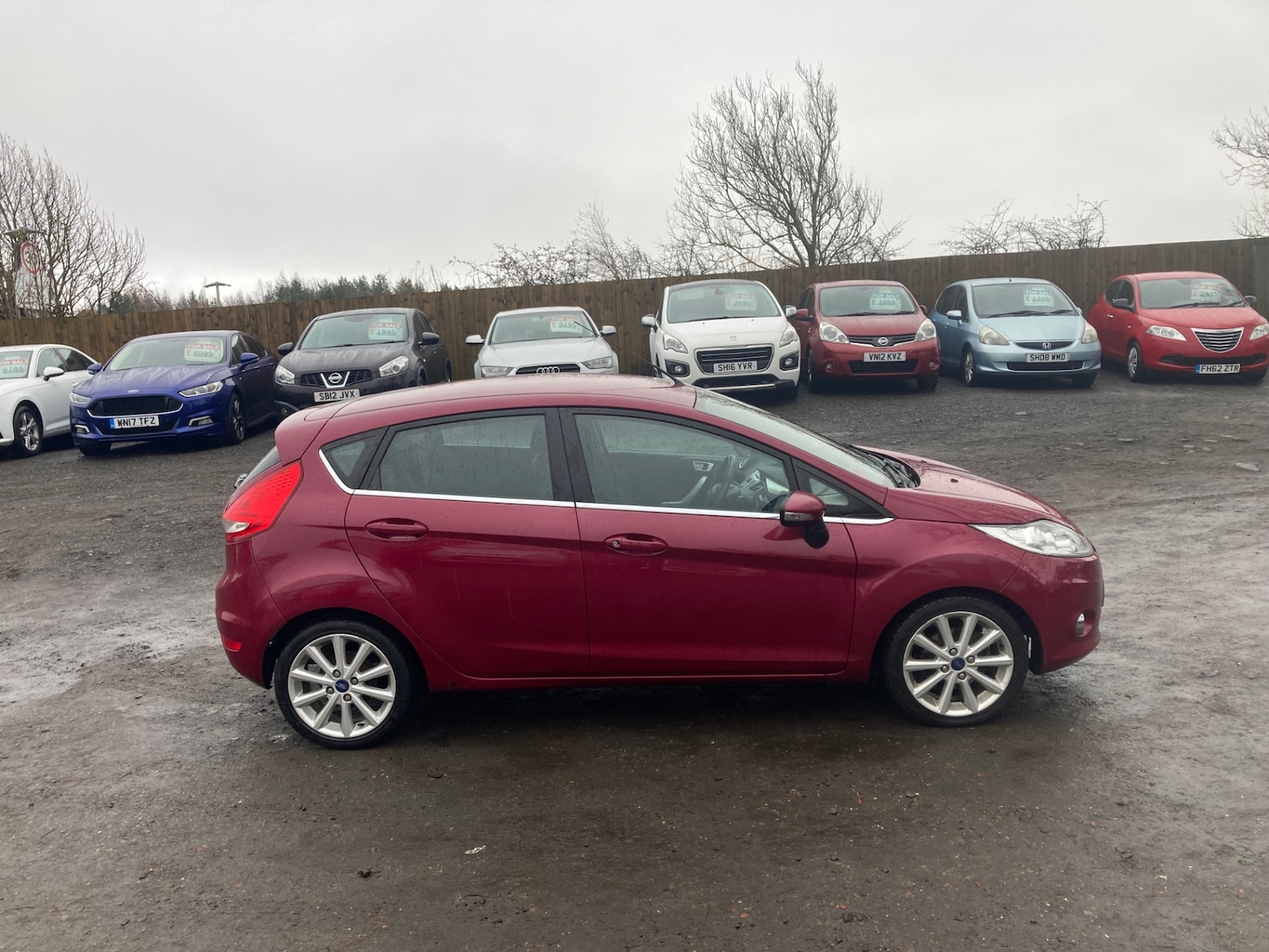 Used Ford Fiesta 2012 for sale - 76669424: Photo 6