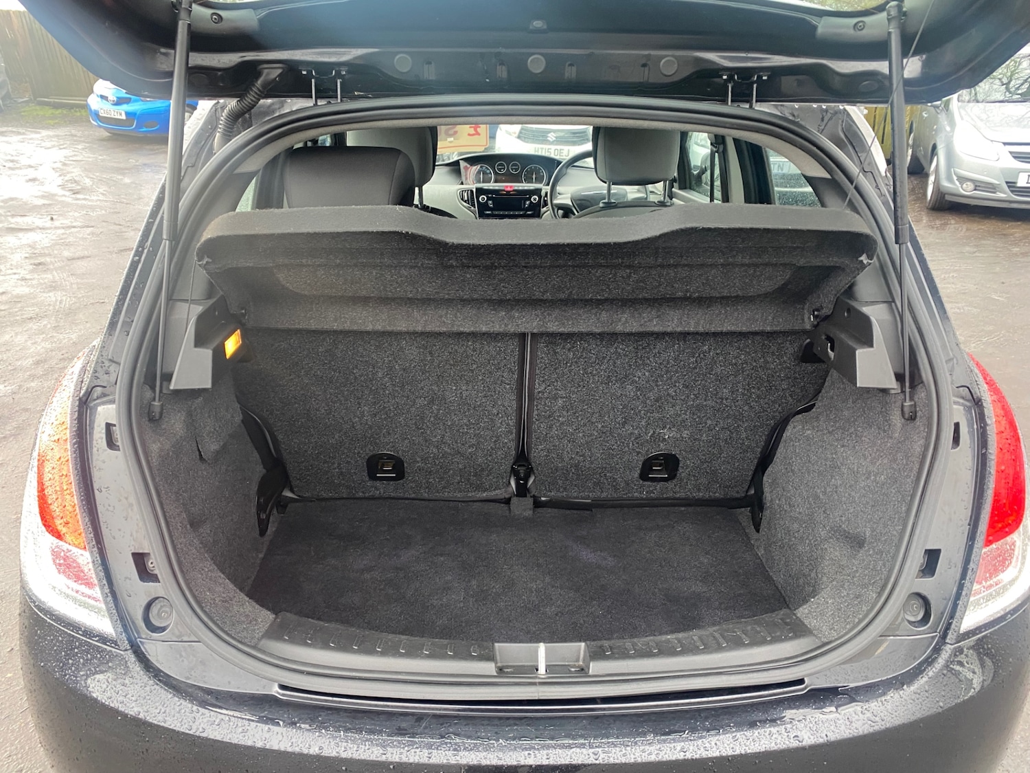 Used Chrysler Ypsilon 2013 for sale - 77533608: Photo 9