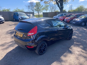 Used Ford Fiesta 2011 for sale - 78411862: Photo