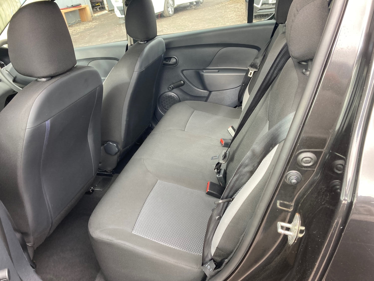 Used Dacia Sandero 2015 for sale - 77906164: Photo 8