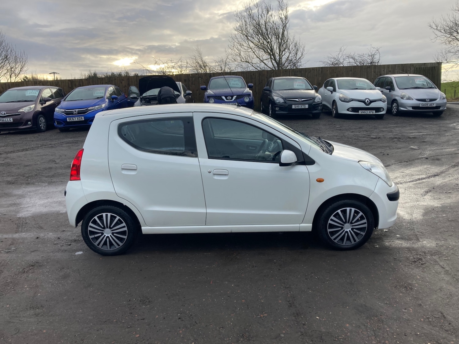 Used Nissan Pixo 2009 for sale - 77200604: Photo 6