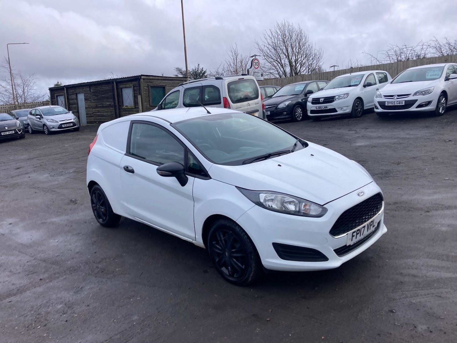 Used Ford Fiesta 2017 for sale - 77802698: Photo 5