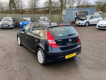 Used Hyundai i30 2011 for sale - 77385529: Photo