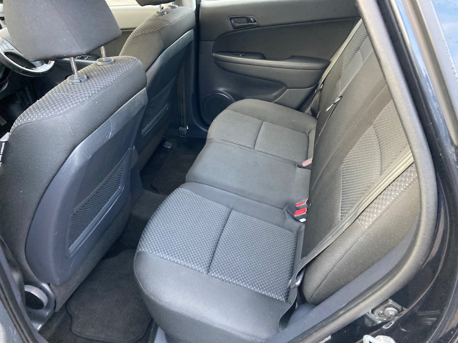 Used Hyundai i30 2011 for sale - 77385529: Photo 8