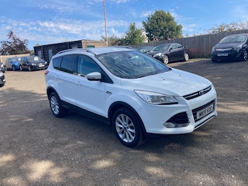 Used Ford Kuga 2015 for sale - 75644562: Photo