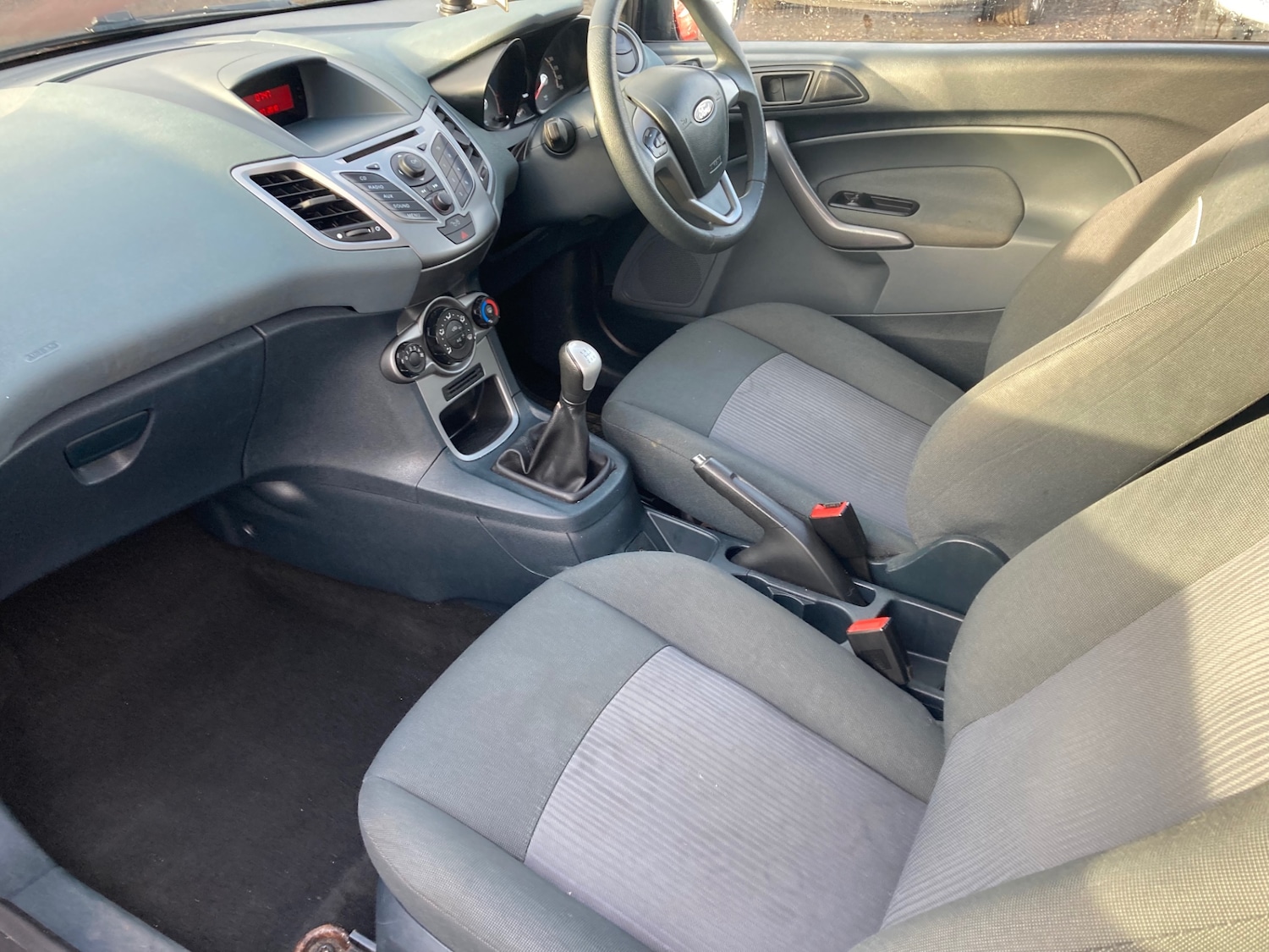 Used Ford Fiesta 2011 for sale - 76946410: Photo 10