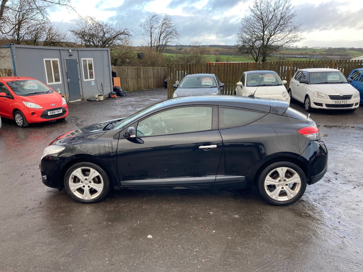 Used Renault Megane 2011 for sale - 76945626: Photo 2