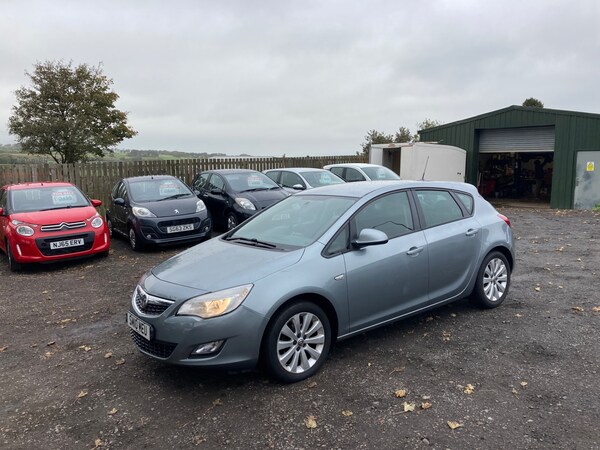 Cheap Vauxhall Astra 2010 (10) - 1.4i 16V Exclusiv 5dr for sale in Armadale, West Lothian