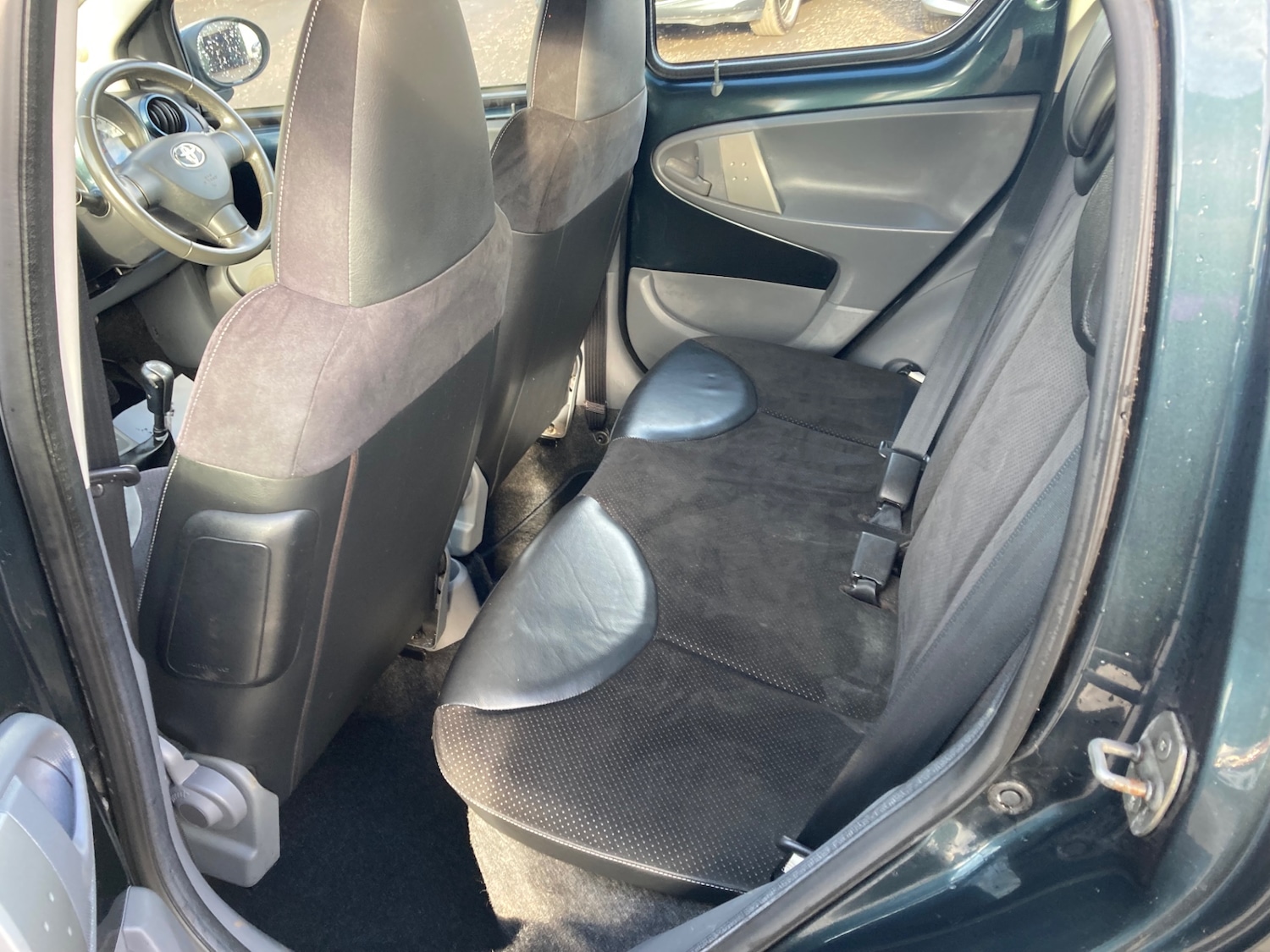 Used Toyota AYGO 2012 for sale - 77793024: Photo 8