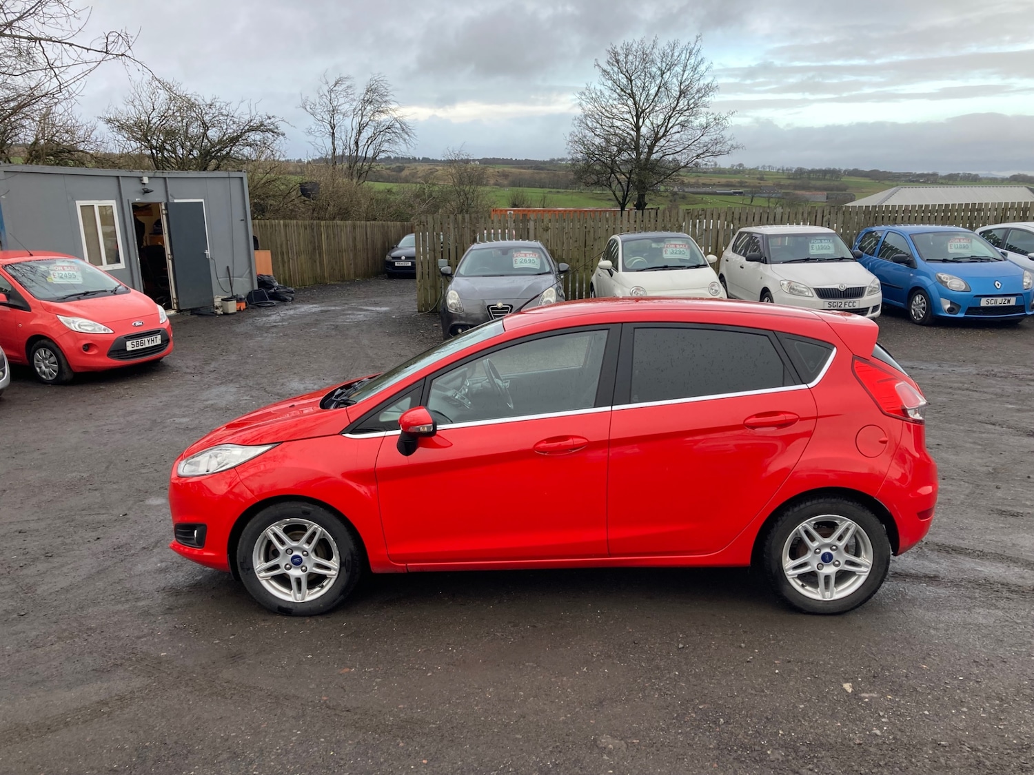 Used Ford Fiesta 2013 for sale - 77052249: Photo 2