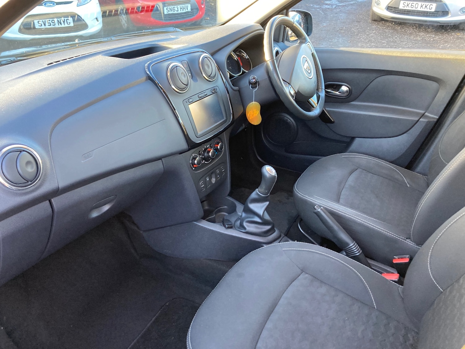 Used Dacia Sandero 2015 for sale - 76437949: Photo 7