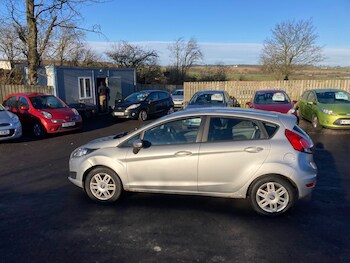 Used Ford Fiesta 2014 for sale - 77250949: Photo