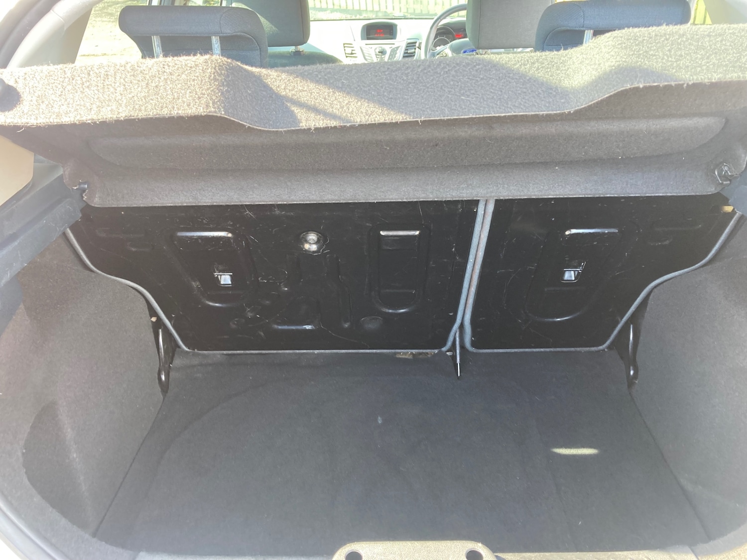 Used Ford Fiesta 2011 for sale - 78219151: Photo 9