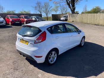 Used Ford Fiesta 2016 for sale - 78368704: Photo