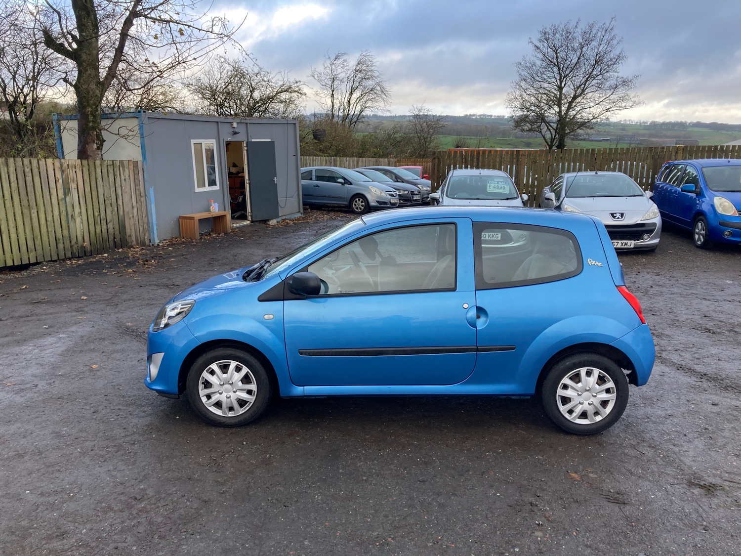 Used Renault Twingo 2011 for sale - 76554048: Photo 2